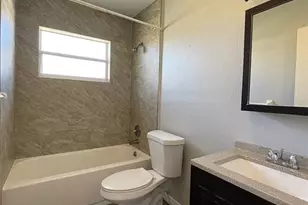 673 59th St S, Saint Petersburg, FL 33707 - Photo 14