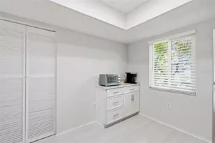 240 Cypress Ln, Oldsmar, FL 34677 - Photo 10