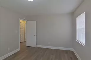 [Address not provided], Tampa, FL 33619 - Photo 12