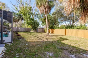 1762 Bayshore Blvd, Dunedin, FL 34698 - Photo 16