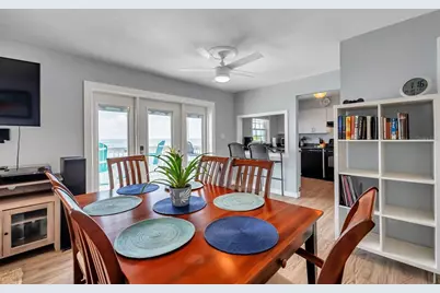 5260 Coquina Key Drive SE #C, Saint Petersburg, FL 33705 - Photo 8