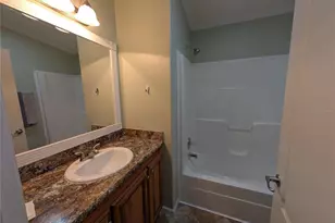 9101 Fairway Loop, Dade City, FL 33525 - Photo 12