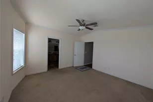 9101 Fairway Loop, Dade City, FL 33525 - Photo 18