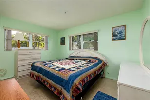3700 56th St N, Saint Petersburg, FL 33710 - Photo 18