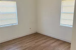 3022 W Meadow St, Tampa, FL 33611 - Photo 8
