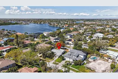 440 Lido Way NE, Saint Petersburg, FL 33704 - Photo 4