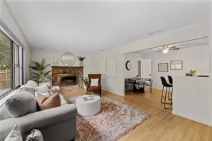 1363 Essex Dr, Clearwater, FL 33756 - Photo 6