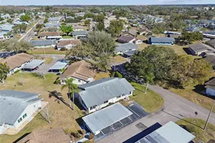 2211 Grenadier Dr, Sun City Center, FL 33573 - Photo 36