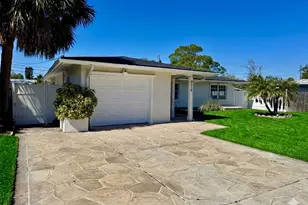 4518 Helena St NE, Saint Petersburg, FL 33703 - Photo 12
