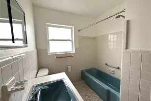 2420 68th Ave S, Saint Petersburg, FL 33712 - Photo 8