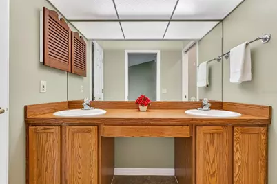 17550 Fairmeadow Drive, Tampa, FL 33647 - Photo 26