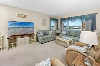4650 Cove Circle #409, Saint Petersburg, FL 33708 - Photo 18
