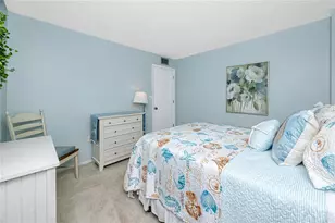 4650 Cove Cir, Saint Petersburg, FL 33708 - Photo 26