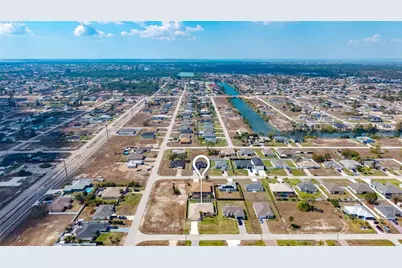 2422 NW 20th Place, Cape Coral, FL 33993 - Photo 46