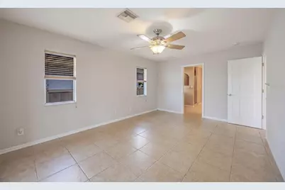 2422 NW 20th Place, Cape Coral, FL 33993 - Photo 32