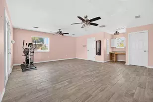 3113 57th St S, Gulfport, FL 33707 - Photo 16