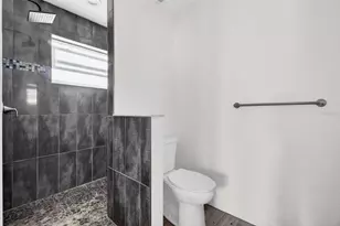 3113 57th St S, Gulfport, FL 33707 - Photo 18