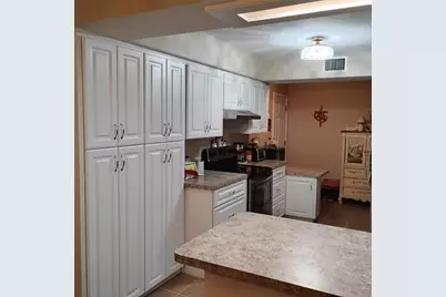 8943 Silver Lake Drive, Leesburg, FL 34788 - Photo 10