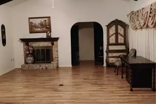 8943 Silver Lake Dr, Leesburg, FL 34788 - Photo 2