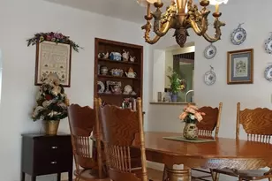 8943 Silver Lake Dr, Leesburg, FL 34788 - Photo 4