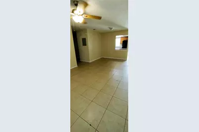 9525 Lake Park Drive #9525, Thonotosassa, FL 33592 - Photo 14