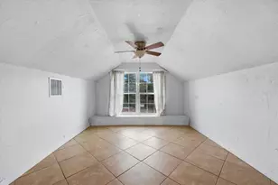 1919 Quincy St S, Saint Petersburg, FL 33711 - Photo 18