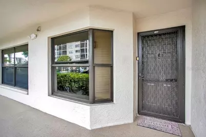 1328 Pasadena Avenue S #104, South Pasadena, FL 33707 - Photo 4