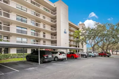 1328 Pasadena Avenue S #104, South Pasadena, FL 33707 - Photo 2