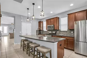 7238 Milestone Dr, Apollo Beach, FL 33572 - Photo 10