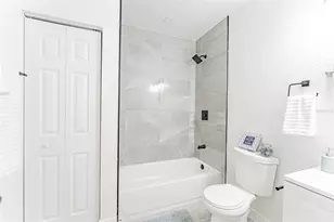 1305 E Osborne Ave, Tampa, FL 33603 - Photo 22
