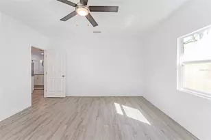 1305 E Osborne Ave, Tampa, FL 33603 - Photo 24