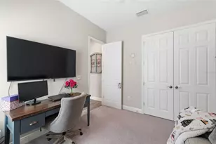 8130 Water Color Dr, Land O Lakes, FL 34638 - Photo 32
