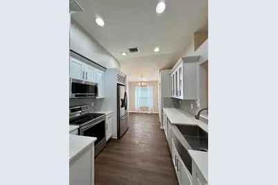 5541 Dark Star Loop, Wesley Chapel, FL 33544 - Photo 6