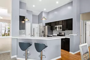 4302 River Close Blvd, Valrico, FL 33596 - Photo 4