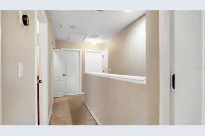 10235 Villa Palazzo Court, Tampa, FL 33615 - Photo 32