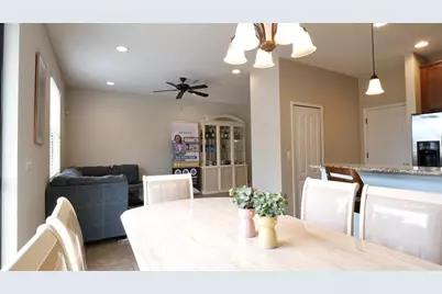 10235 Villa Palazzo Court, Tampa, FL 33615 - Photo 4