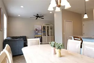 10235 Villa Palazzo Ct, Tampa, FL 33615 - Photo 4