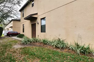 10235 Villa Palazzo Ct, Tampa, FL 33615 - Photo 12