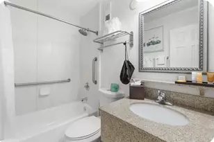 2506 N Rocky Point Dr, Tampa, FL 33607 - Photo 8