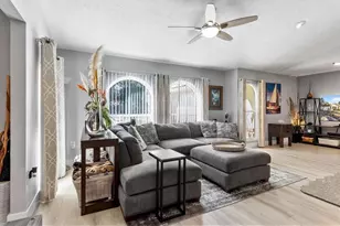 84 N Country Club Dr, Crystal River, FL 34429 - Photo 6