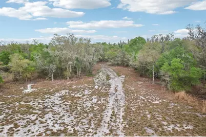 4021 Bruton Road, Plant City, FL 33565 - Photo 6