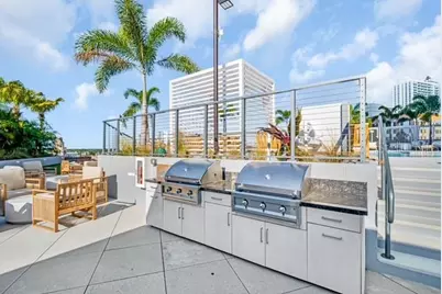 400 Central Avenue #1806, Saint Petersburg, FL 33701 - Photo 20