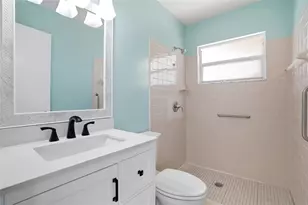 1978 Radcliffe Dr N, Clearwater, FL 33763 - Photo 18