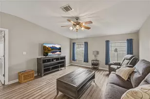 37410 Neukom Ave, Zephyrhills, FL 33541 - Photo 10