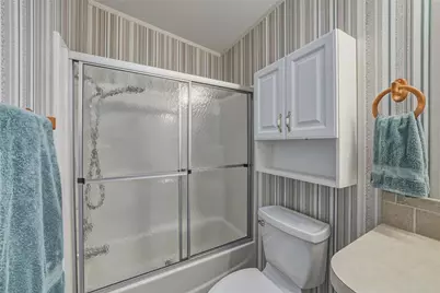 37410 Neukom Avenue, Zephyrhills, FL 33541 - Photo 40