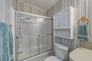 37410 Neukom Ave, Zephyrhills, FL 33541 - Photo 40