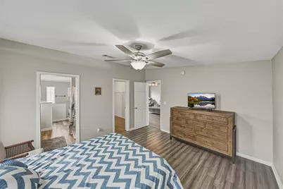 37410 Neukom Avenue, Zephyrhills, FL 33541 - Photo 28