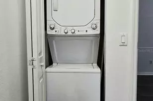 641 Kensington Lake Cir, Brandon, FL 33511 - Photo 12