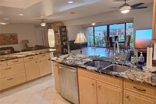 6912 W Country Club Dr N, Sarasota, FL 34243 - Photo 12