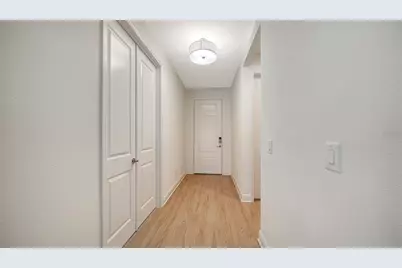 2114 Sylvester Palm Lane, Bradenton, FL 34212 - Photo 10